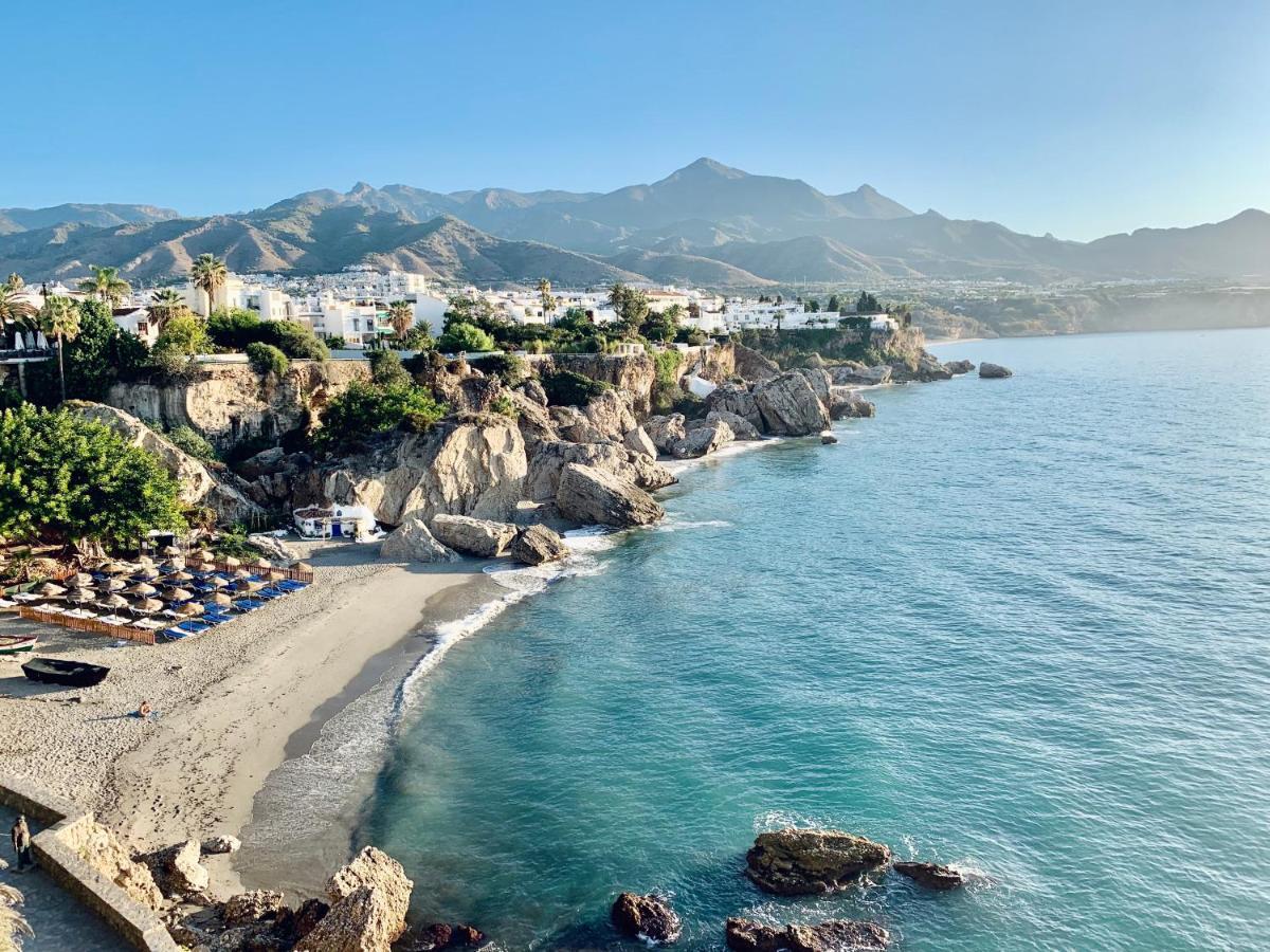 M&G Acqua Private Pool Apartment Nerja Exterior photo